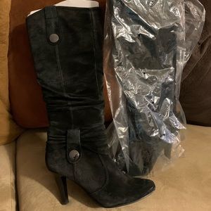 EUC Black Boots by Franco Fortini Size 7